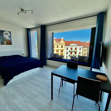 Cozy Studio With Garage In The City Center Pilzno Zewnętrze zdjęcie