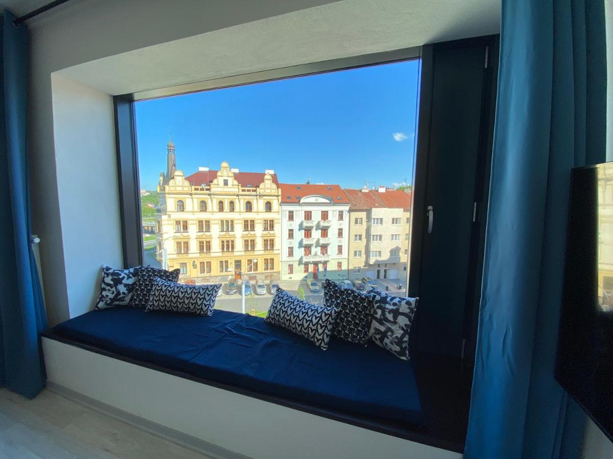Cozy Studio With Garage In The City Center Pilzno Zewnętrze zdjęcie