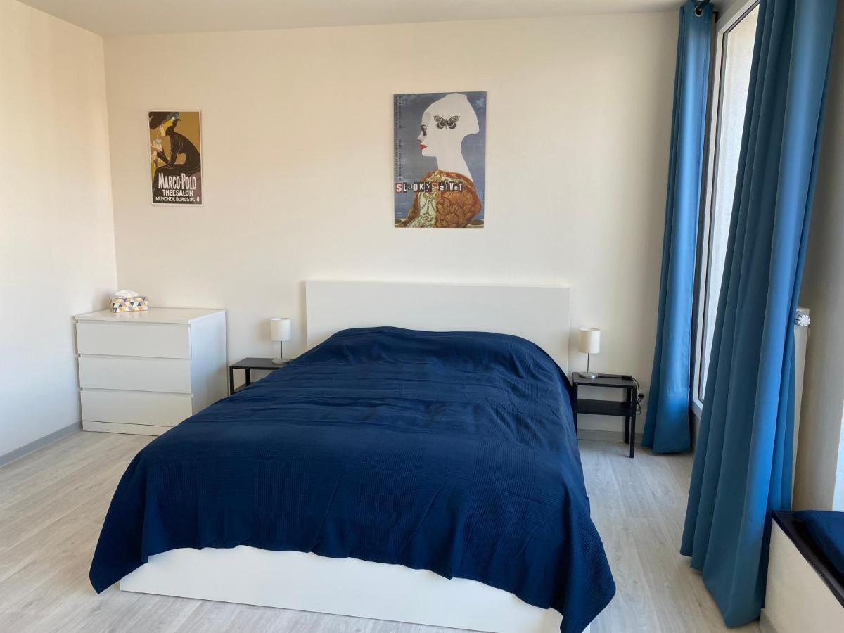 Cozy Studio With Garage In The City Center Pilzno Zewnętrze zdjęcie